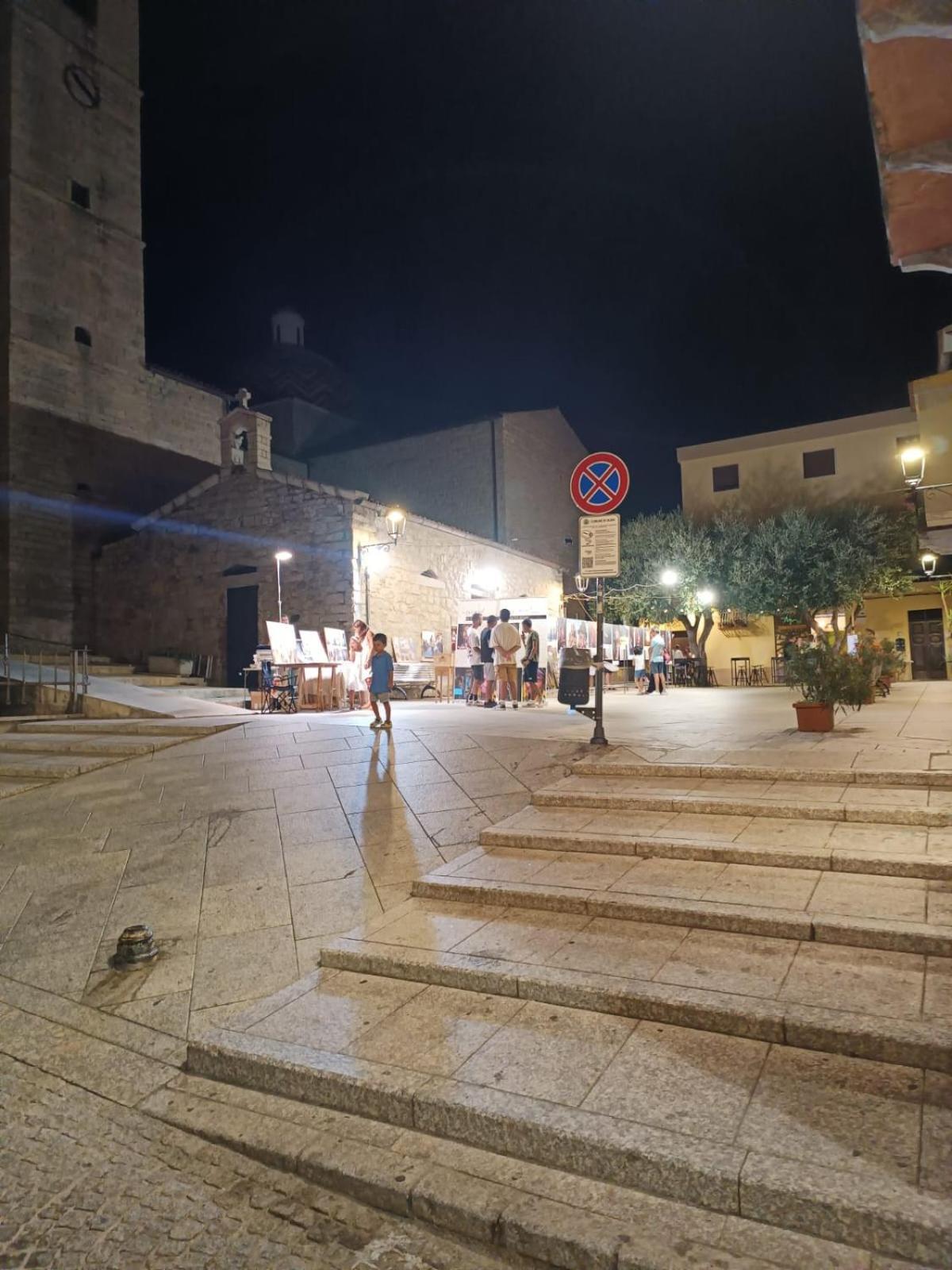 Sorella Luna Room Boutique, Centro Di Olbia Exterior foto