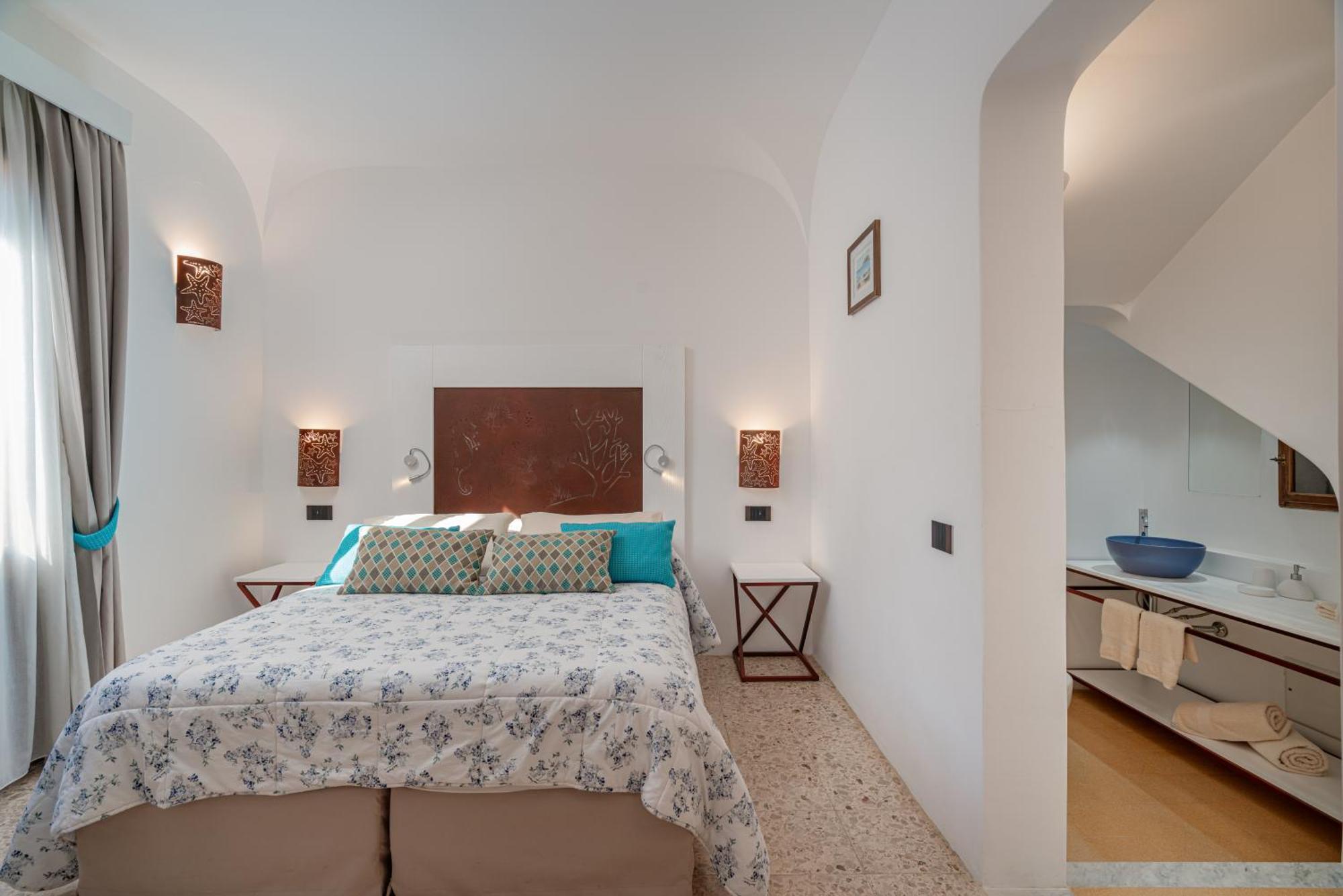 Sorella Luna Room Boutique, Centro Di Olbia Exterior foto