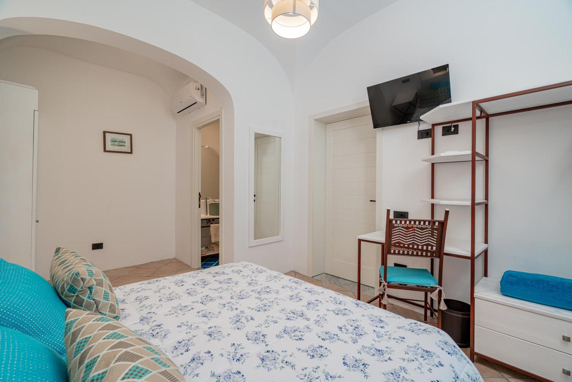 Sorella Luna Room Boutique, Centro Di Olbia Exterior foto