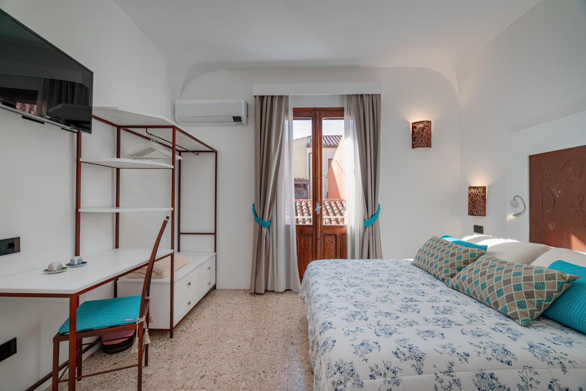 Sorella Luna Room Boutique, Centro Di Olbia Exterior foto