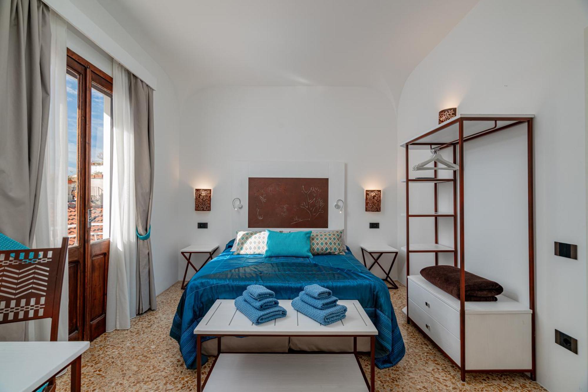 Sorella Luna Room Boutique, Centro Di Olbia Exterior foto
