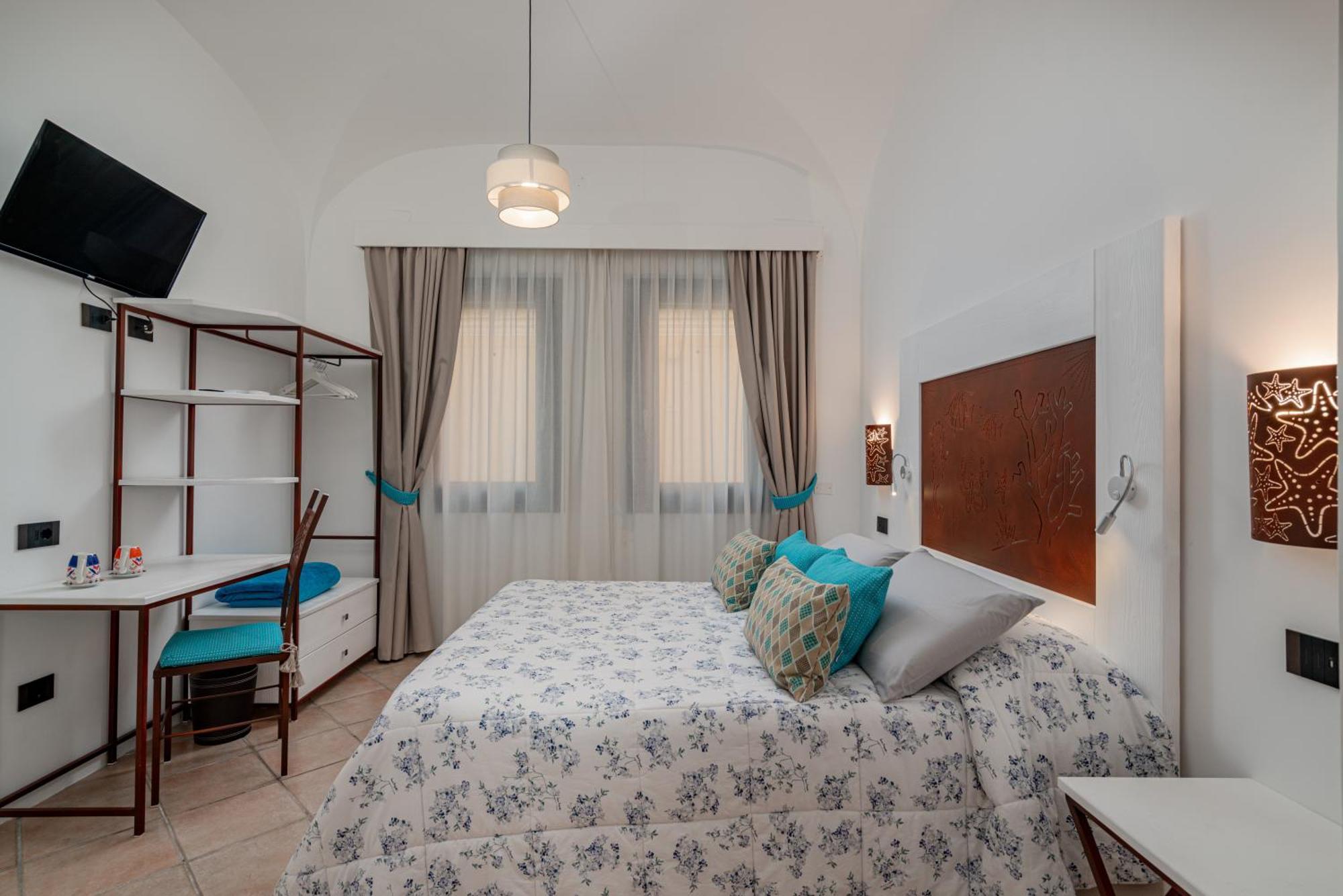 Sorella Luna Room Boutique, Centro Di Olbia Exterior foto